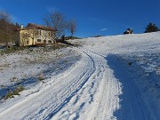 14 E salgo pestando neve fino ad un'ultima cascina